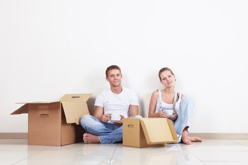 Packing and loading help for a moving job