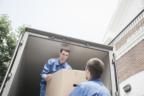 Packing and furniture moving support for New Eltham customers